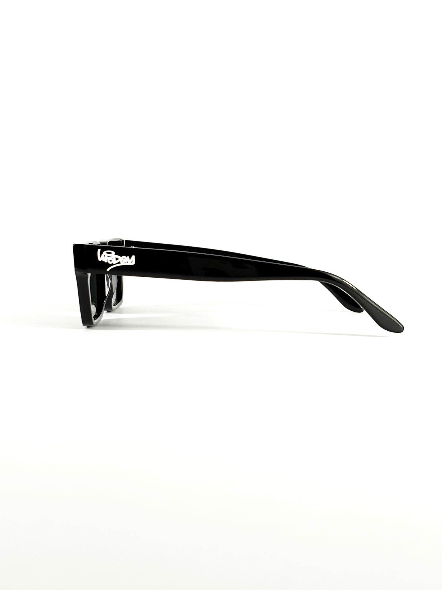 BLACK CAT FRAMES