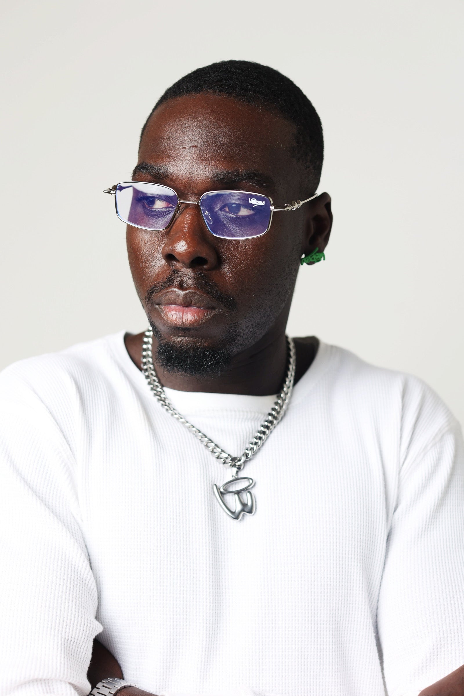 SILVER WIRE FRAME 25