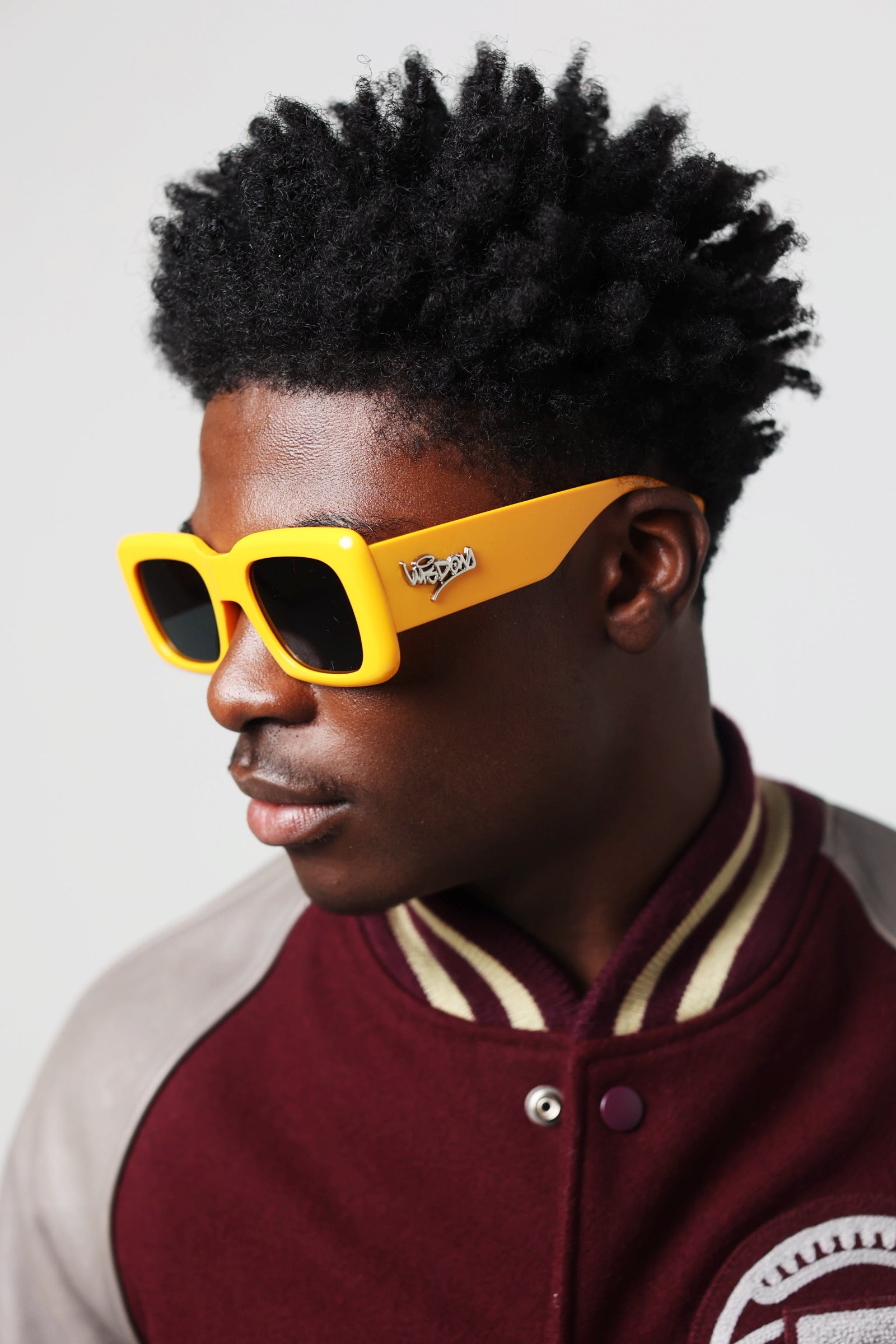 CARROTS x WISDOM FRAME 1