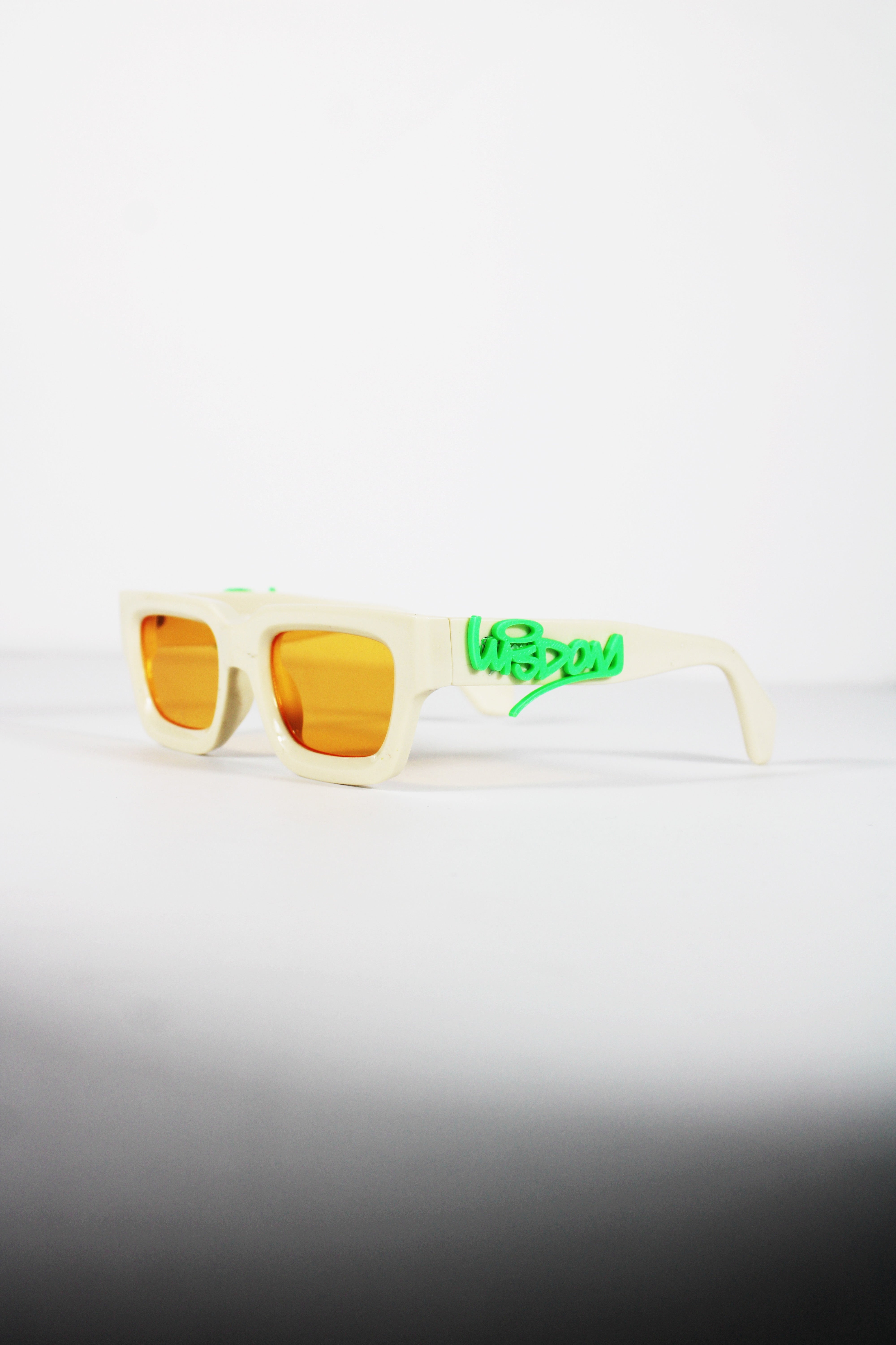 WISDOM PLANET FRAME 14