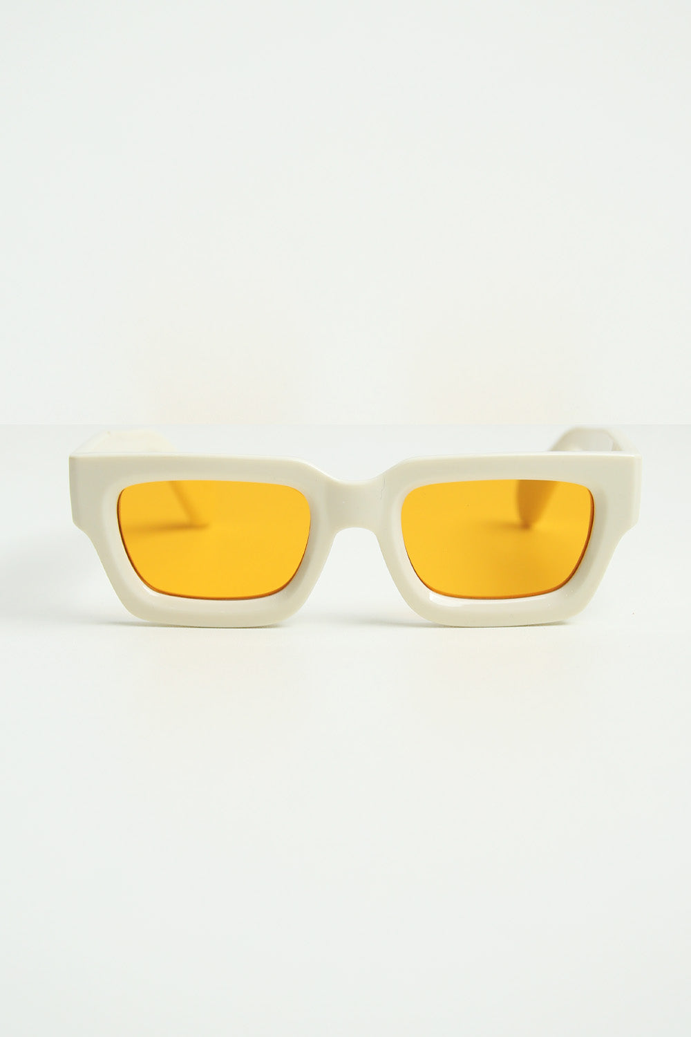 AMBER LATTE FRAMES